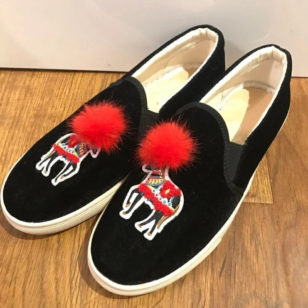 soludos show pony velvet slip ons